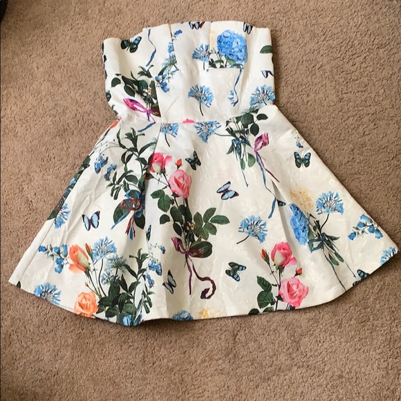 L’atiste By Amy Dresses & Skirts - Flower print Dress